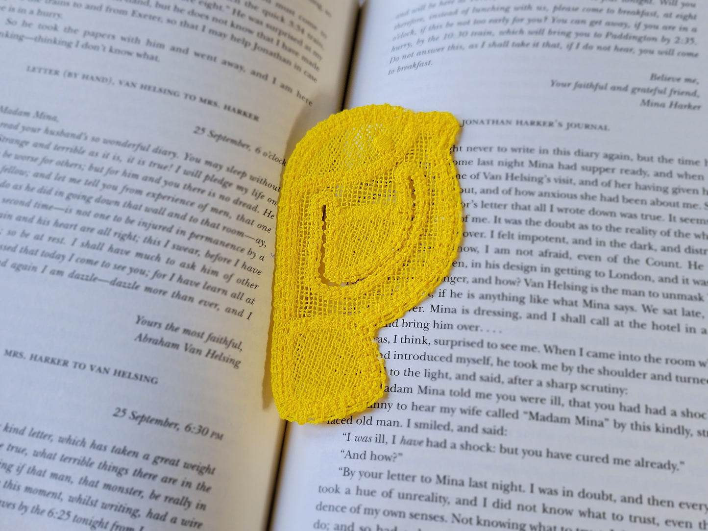 Free Standing Lace Bird Bookmarks