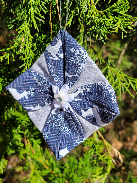 Adorno navideño de ciervo veloz