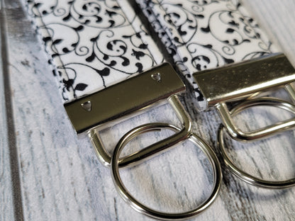 Llavero de enredadera de jardín de primavera