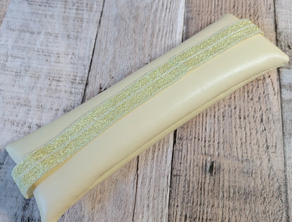 Estuches elásticos de piel sintética lisa