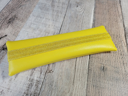 Estuches elásticos de piel sintética lisa