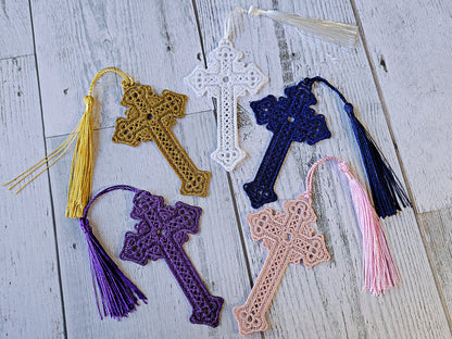 Marcapáginas de cruz de encaje independiente