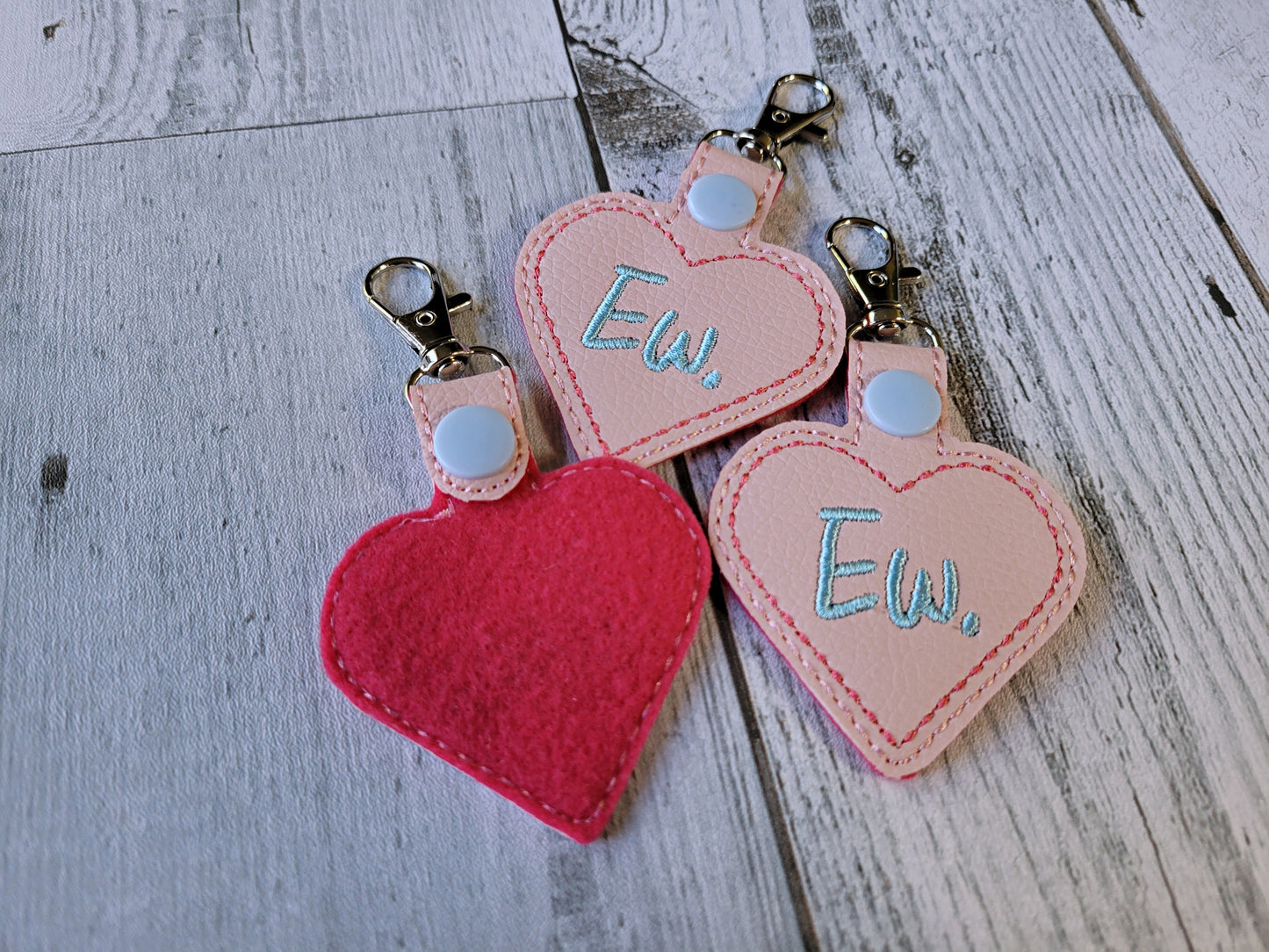 "Ew" Heart Snap Tab Key Chain