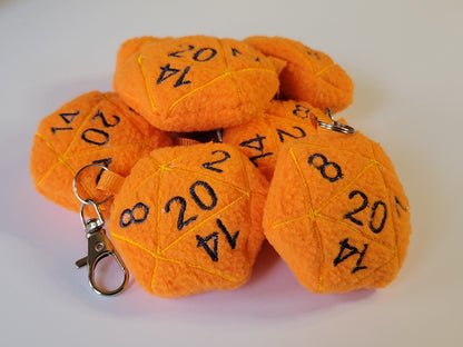 Llaveros de peluche con dados D20