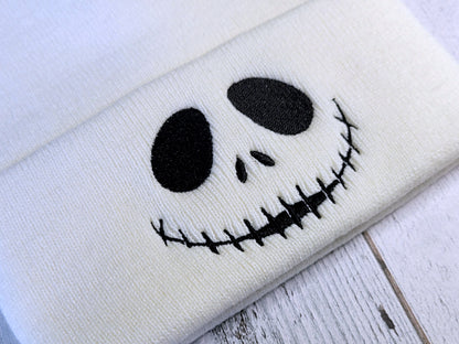 Gorro con cara de esqueleto