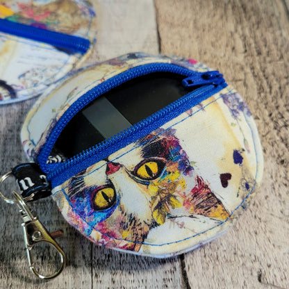 Alice in Wonderland Earbud Pouch