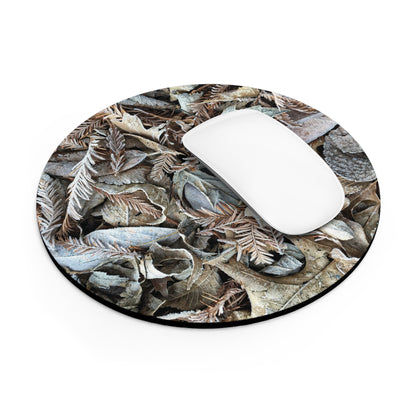 Frosty Leaves Mouse Pad