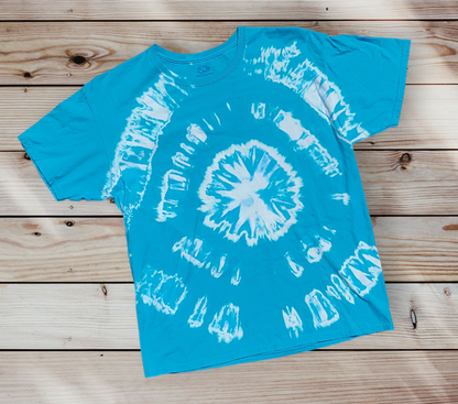 Camiseta grande para hombre con diseño Aqua Target con efecto tie-dye inverso