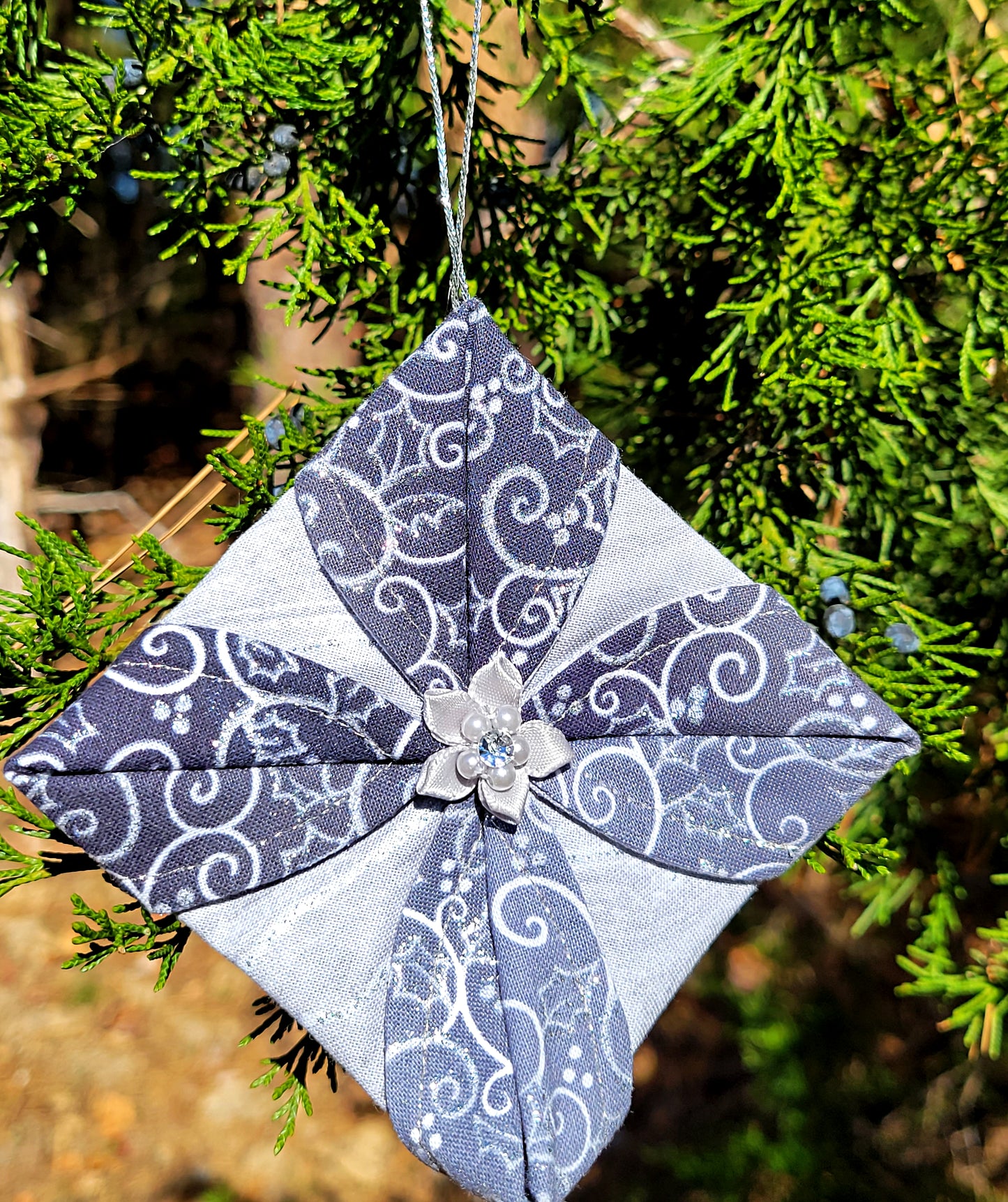 Vine with Ivy Glittered Fabric Ornament