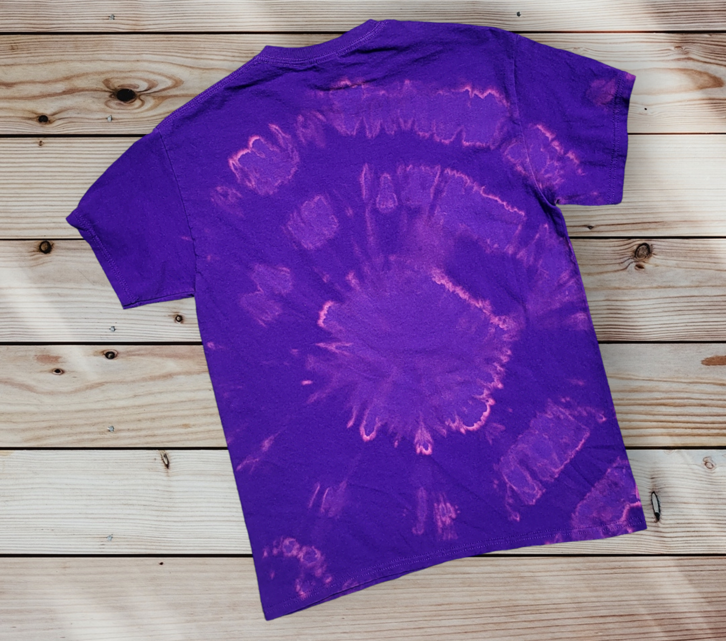 Purple Target Design Reverse Tie-Dye Men's Medium T-Shirt