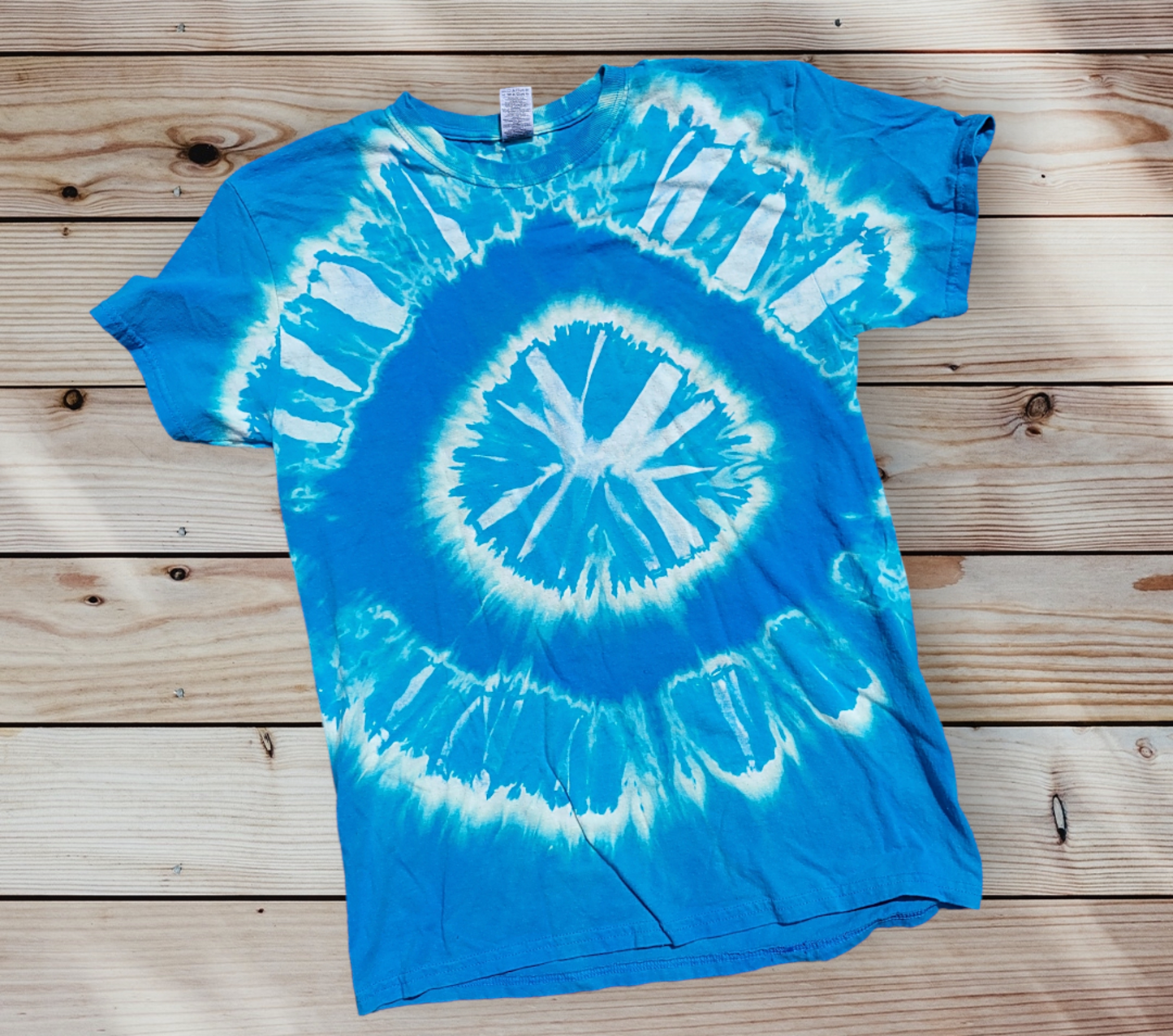 Blue Target Design Reverse Tie-Dye Medium T-Shirt