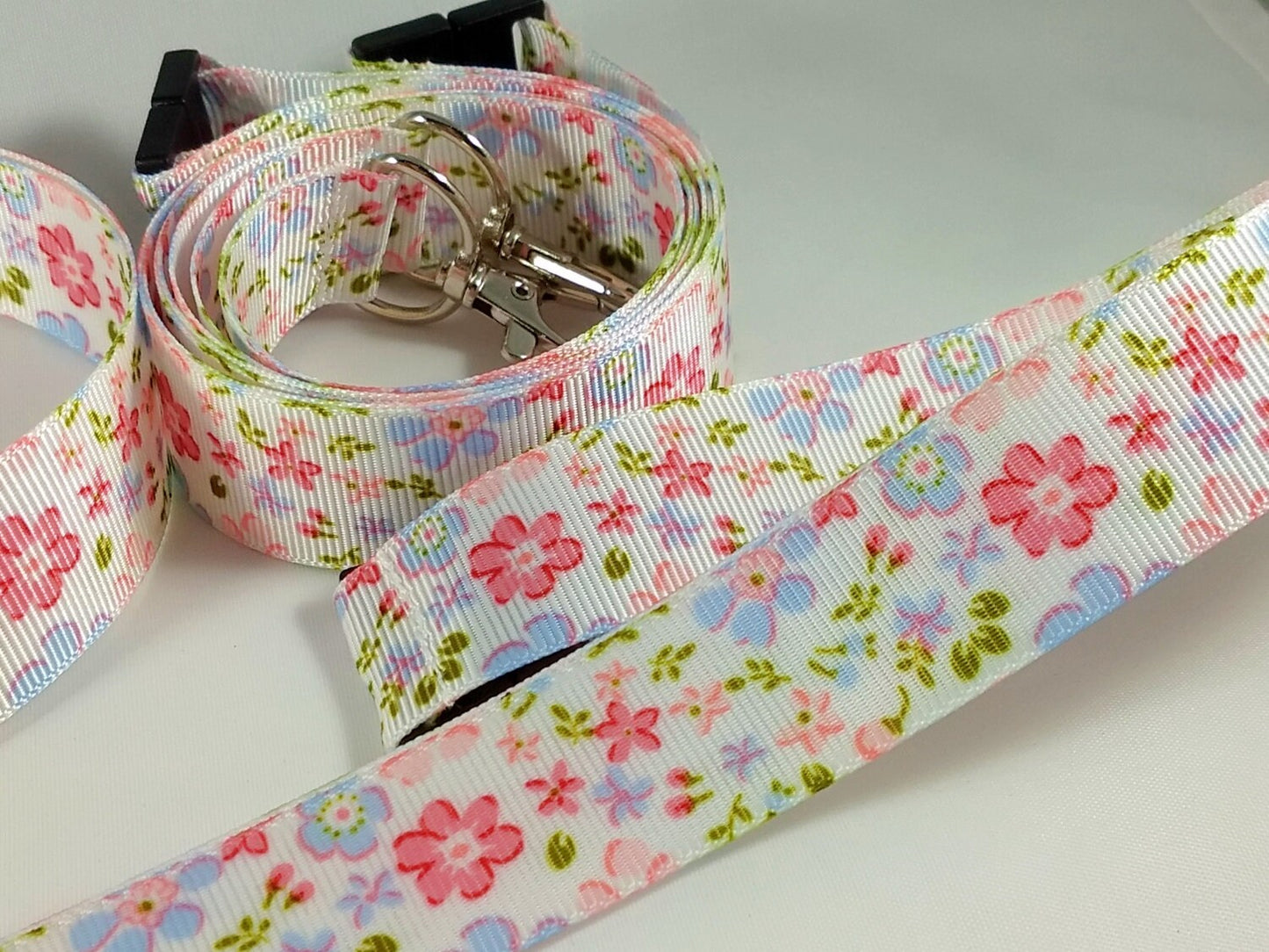 Floral Ribbon Lanyard