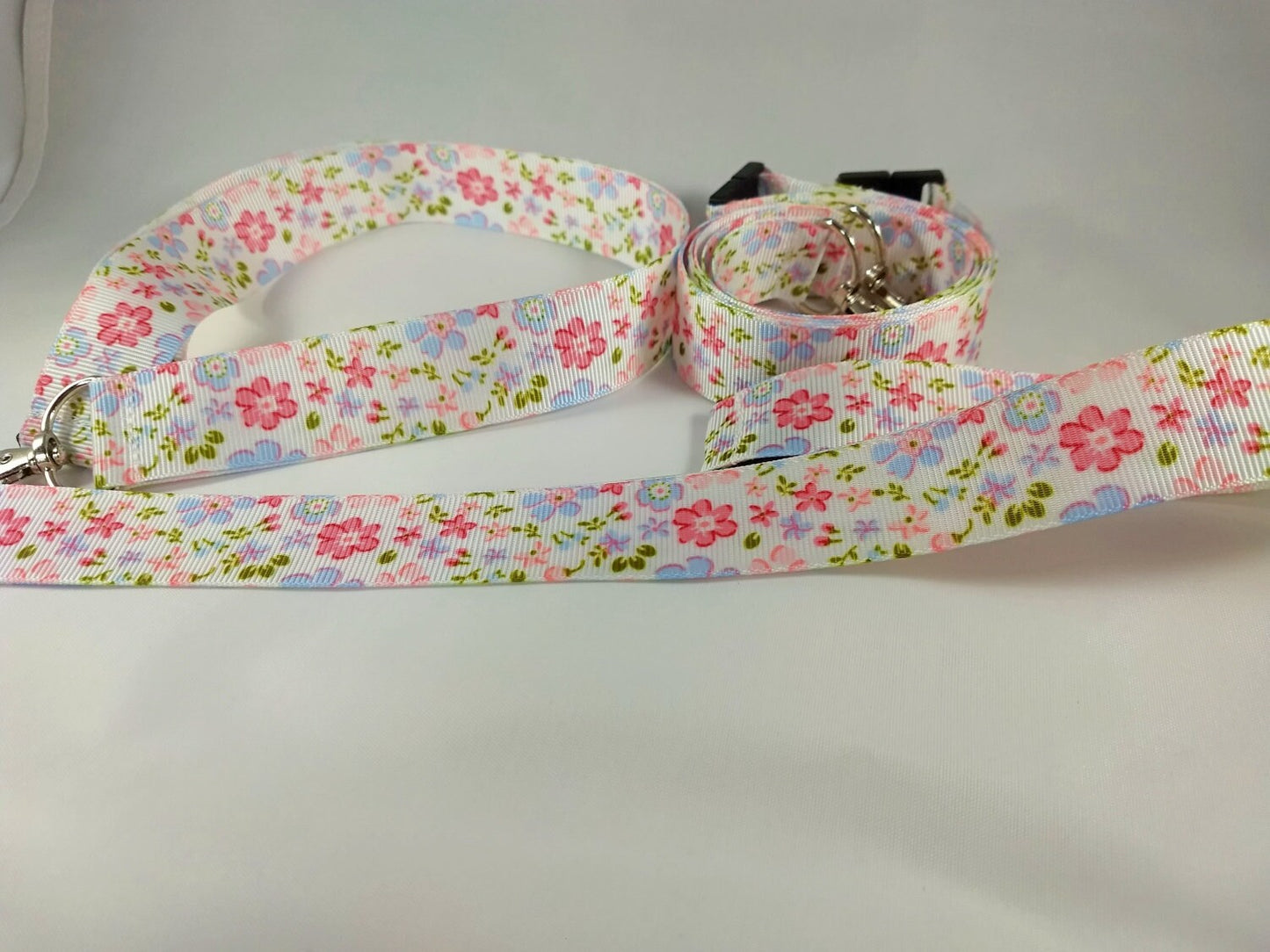 Floral Ribbon Lanyard