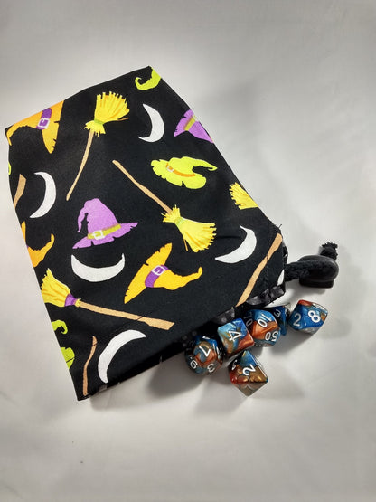 Bolso pequeño reversible con cordón de bruja y gato negro