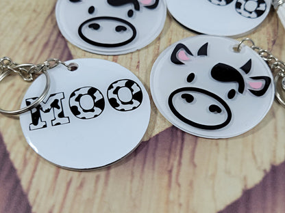 Llavero acrílico de vaca